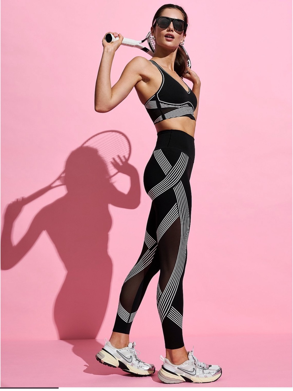 VSX Victoria’s Secret Elevate Refined contours High-Waist Black UV pink Legging
